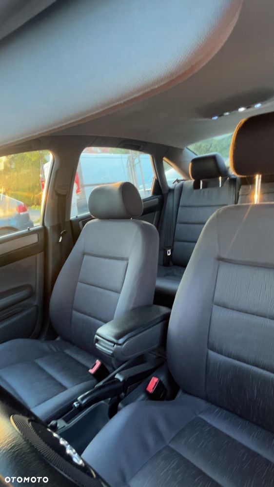 Audi A6 Limousine - 5