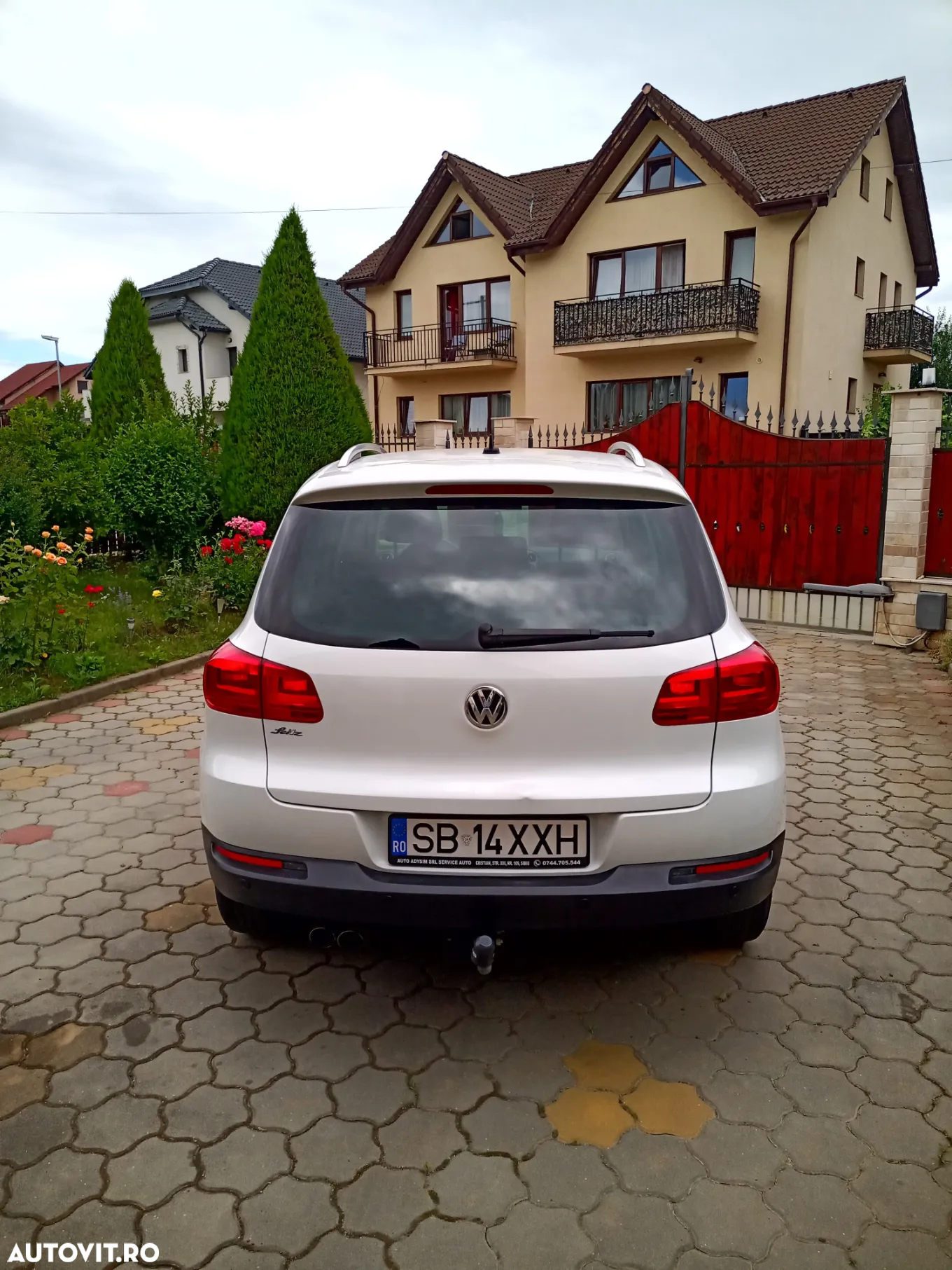 Volkswagen Tiguan 2.0 TDI 4Mot DSG Trendline - 4