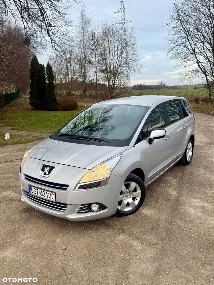 Peugeot 5008 1.6 HDi Family 7os - 1