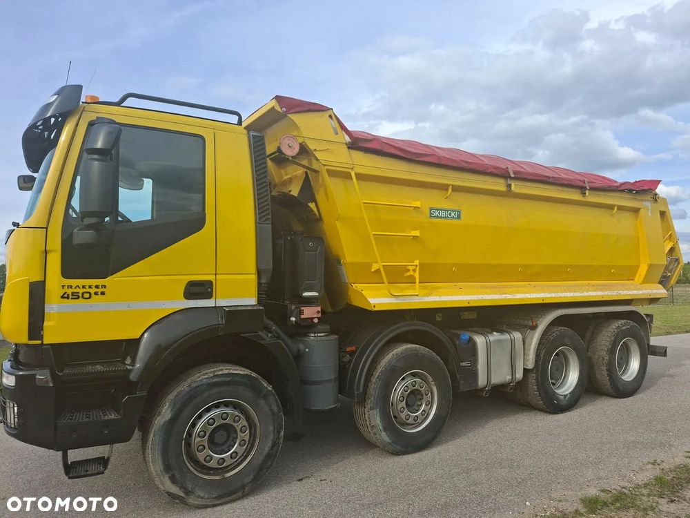 Iveco AD410T - 11