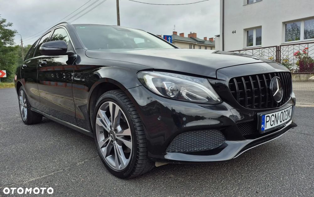 Mercedes-Benz Klasa C 220 d 4-Matic 9G-TRONIC - 3
