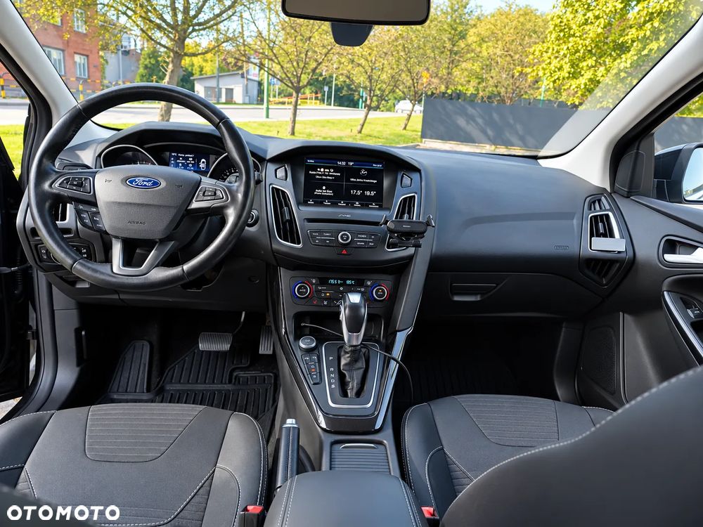 Ford Focus 1.5 EcoBoost Titanium ASS PowerShift - 9