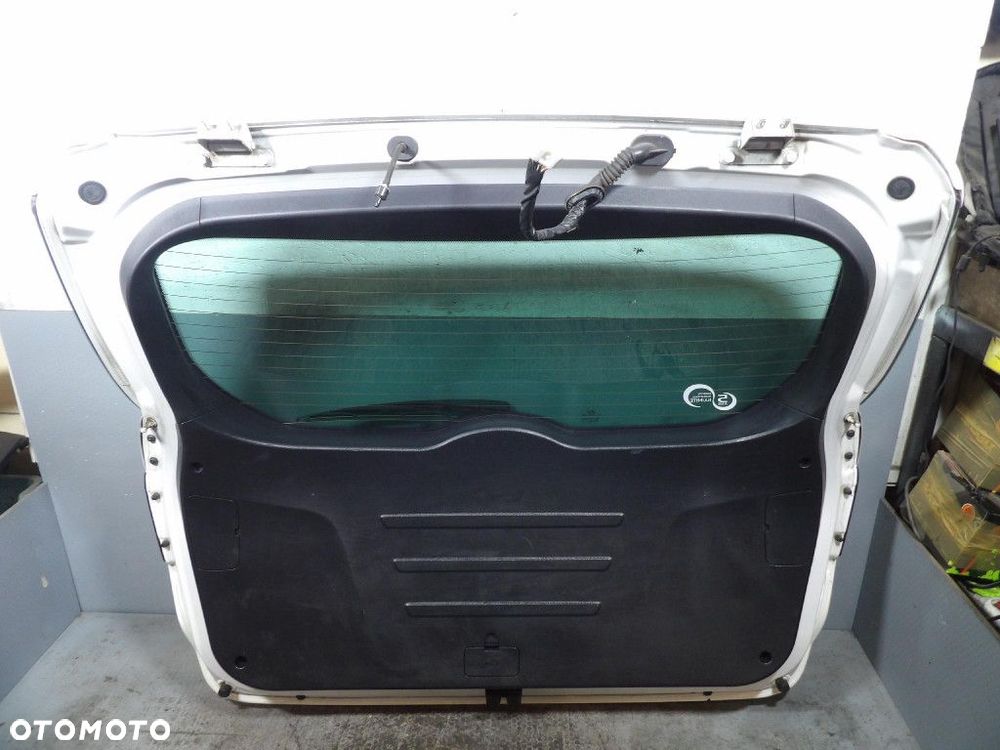 HYUNDAI IX35 LIFT TYLNA KLAPA KOMPLETNA TCW - 4