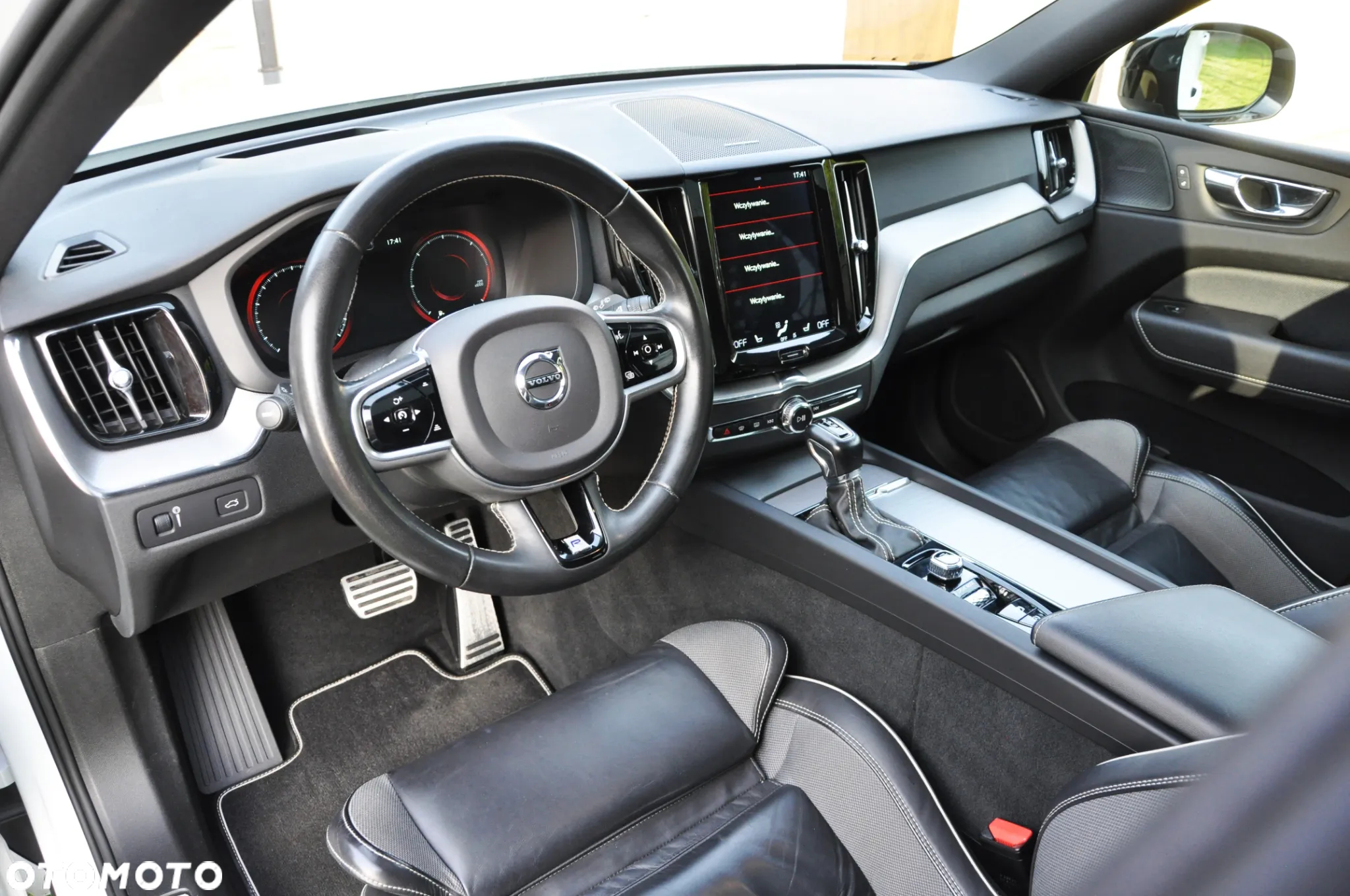 Volvo XC 60 D4 Geartronic RDesign - 32