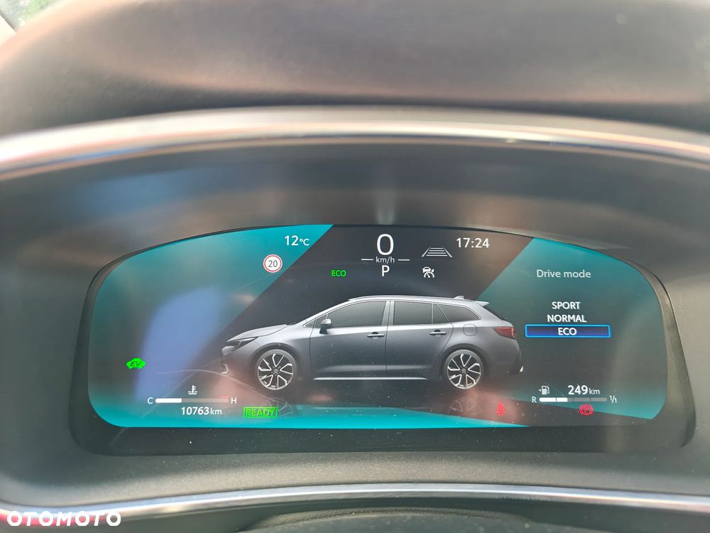 Toyota Corolla 1.8 Hybrid Comfort - 16