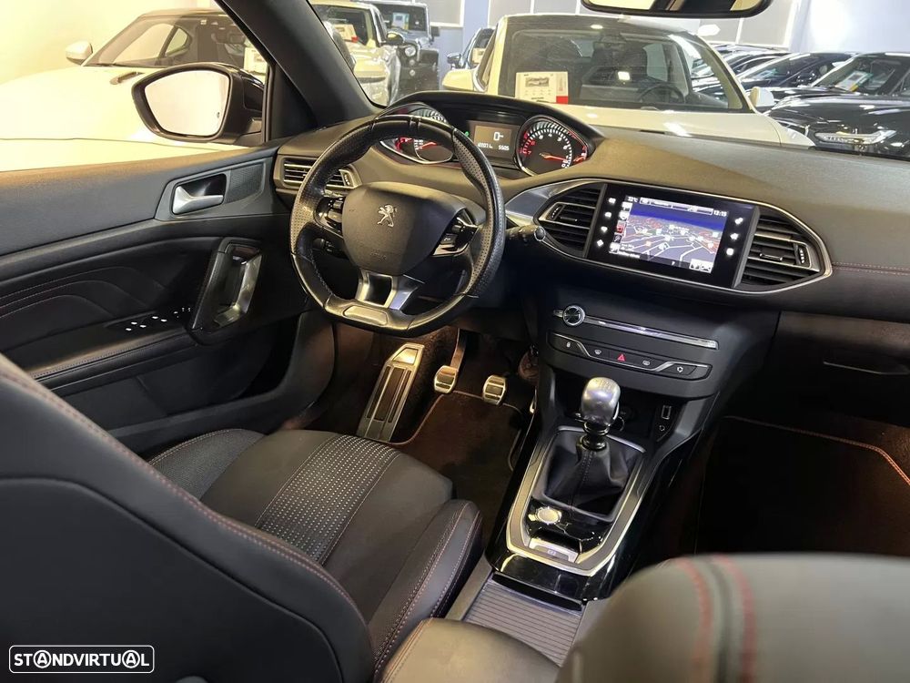 Peugeot 308 1.2 PureTech GT Line - 11