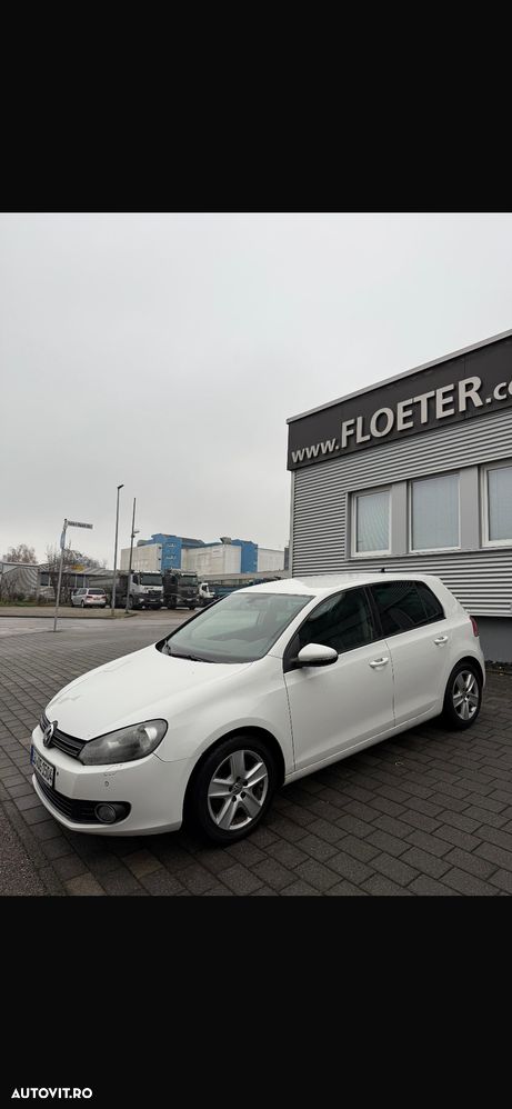 Volkswagen Golf - 2