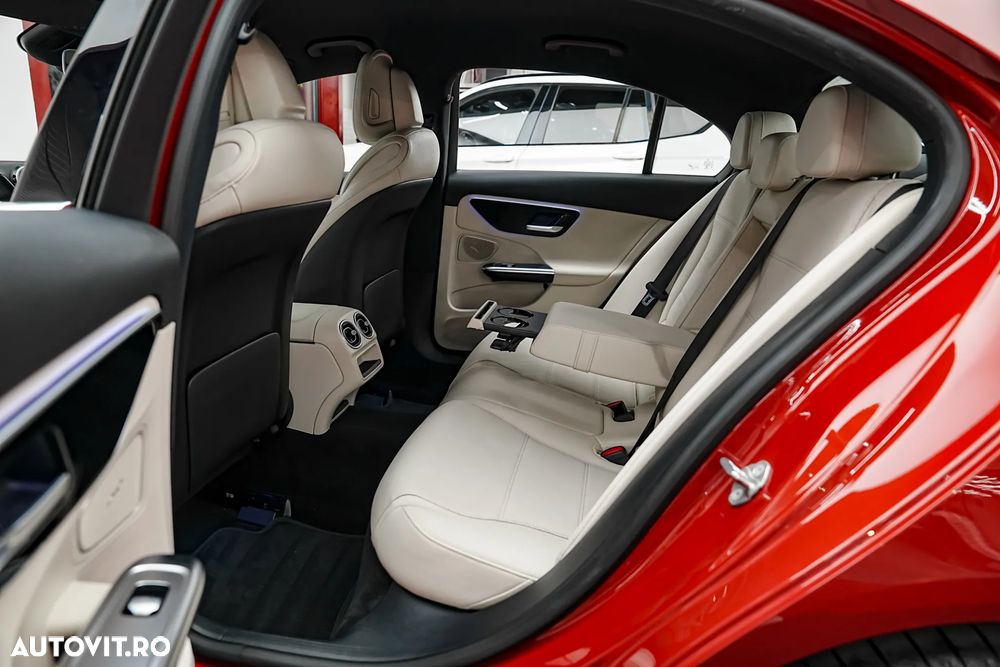 Mercedes-Benz C 220 d 9G-TRONIC 4Matic Avantgarde - 6