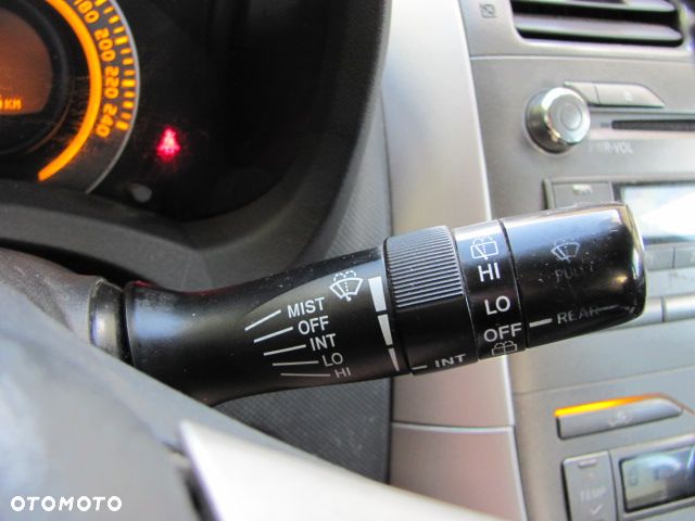 Toyota Auris 2.0 D-4D Prestige - 33