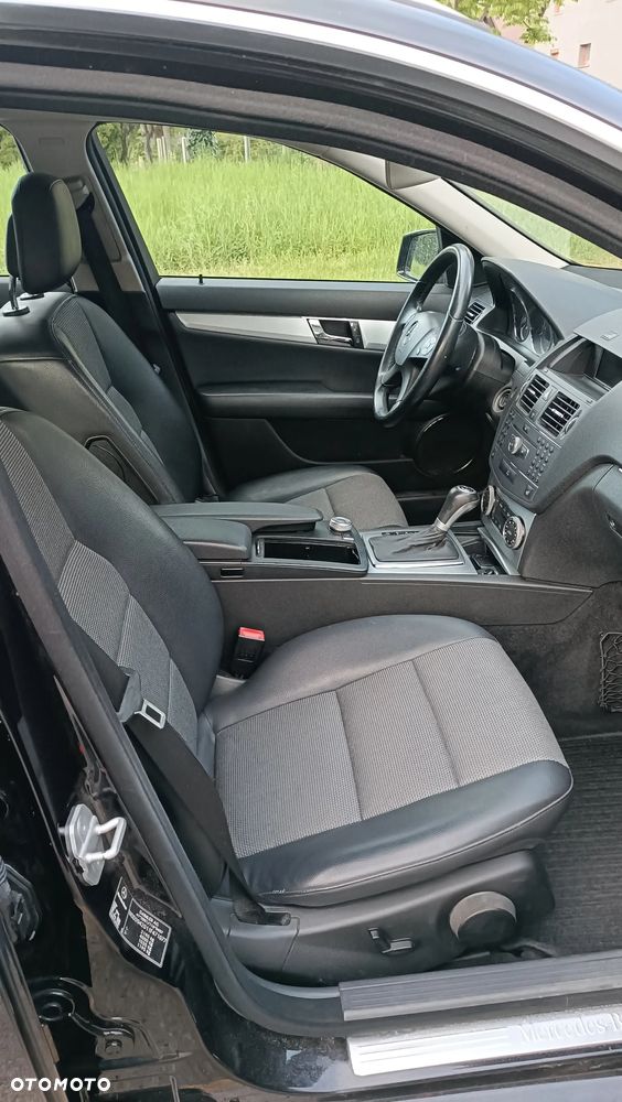 Mercedes-Benz Klasa C 200 CDI DPF Automatik BlueEFFICIENCY - 13