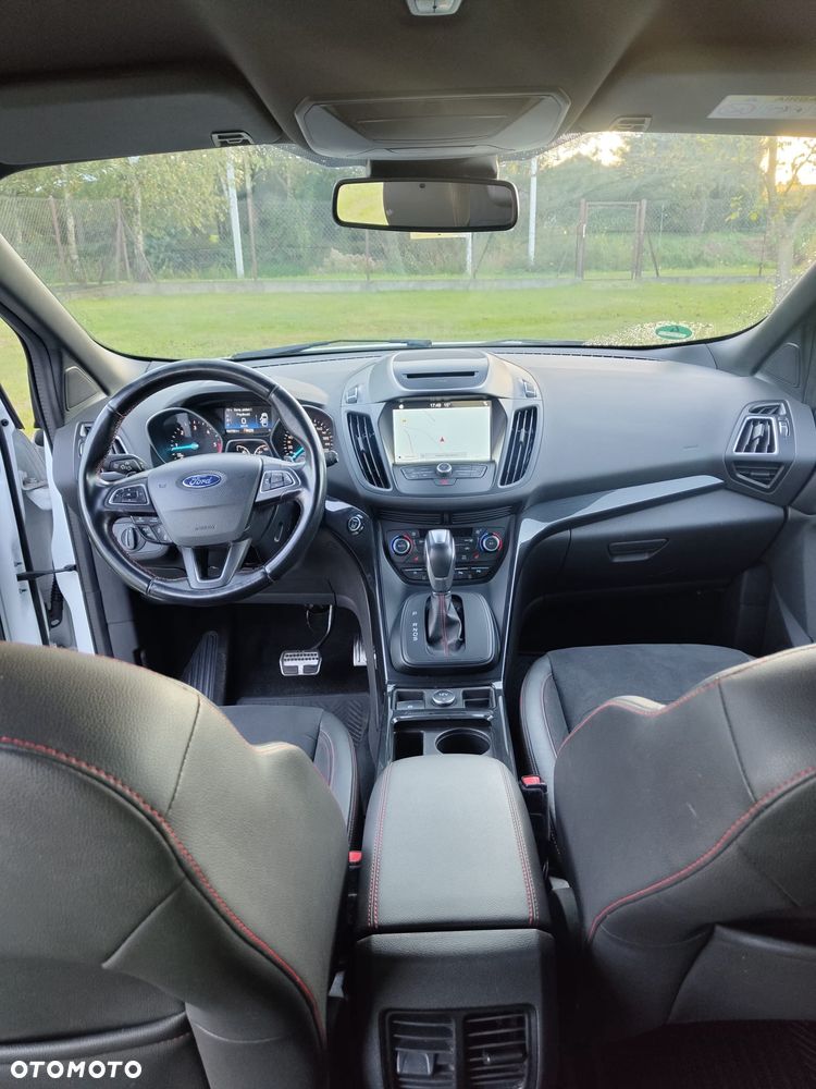 Ford Kuga 2.0 TDCi 4x4 ST-Line - 30