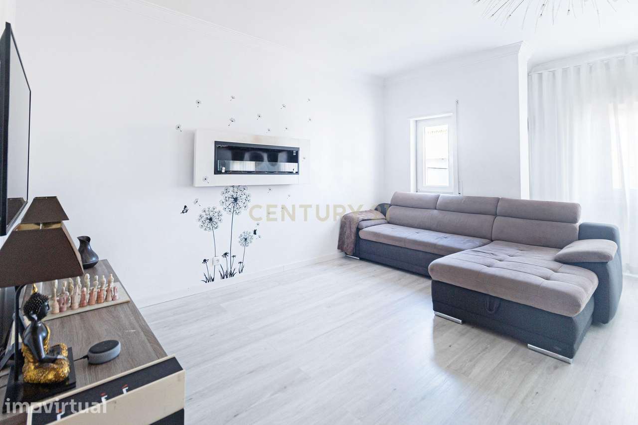 Apartamento T3 na sobreda com possibilidade de DUPLEX - Grande imagem: 2/43