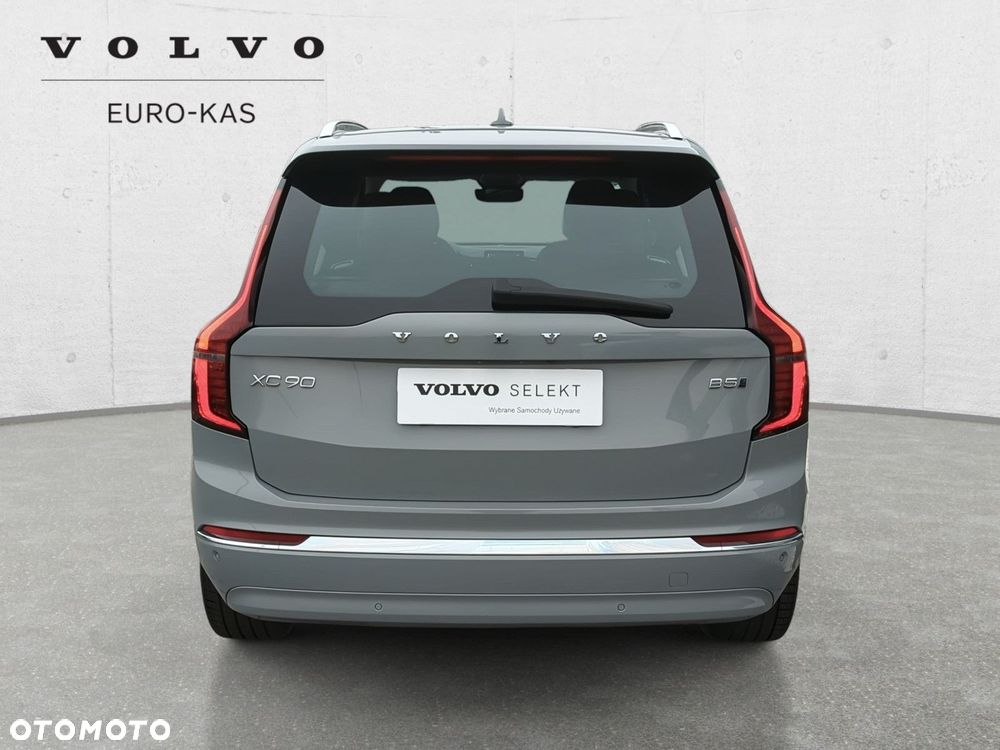 Volvo XC 90 - 7