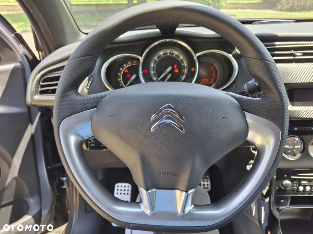 Citroën DS3 THP 155 SportChic - 23