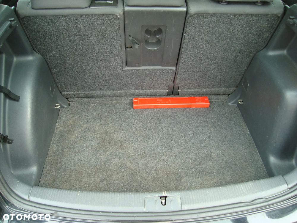 Volkswagen Golf - 12