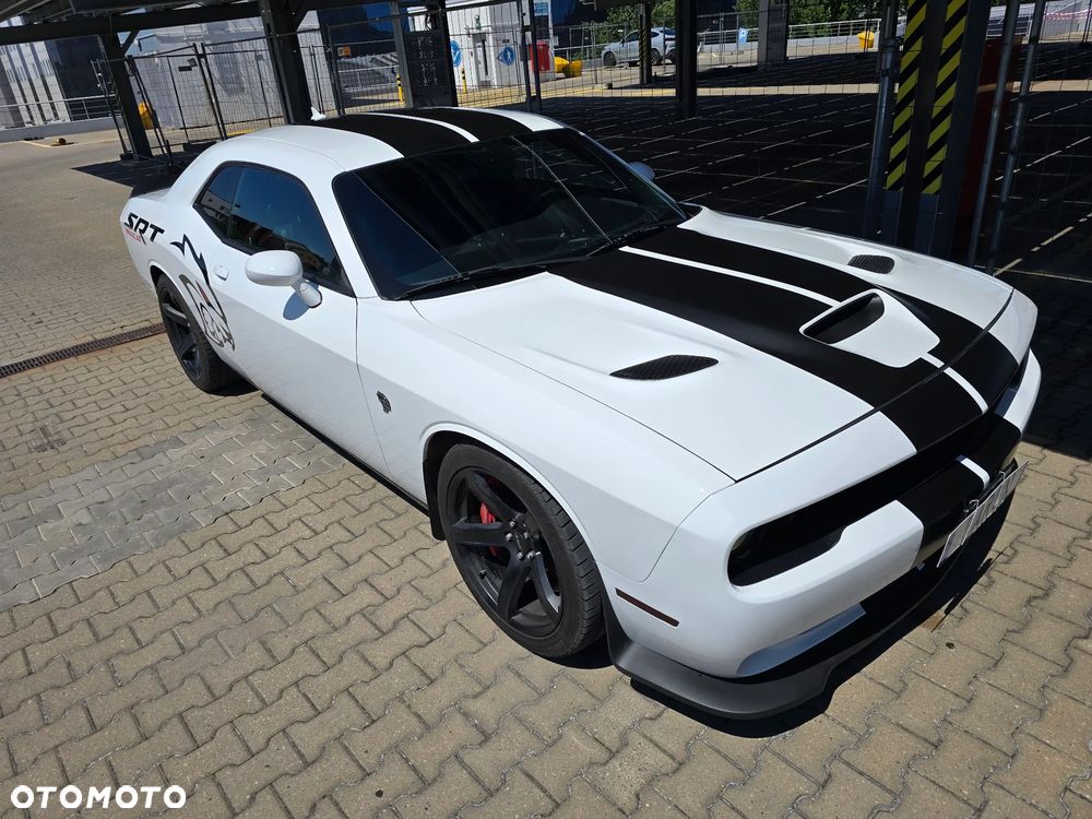 Dodge Challenger Automatik SRT Hellcat - 4