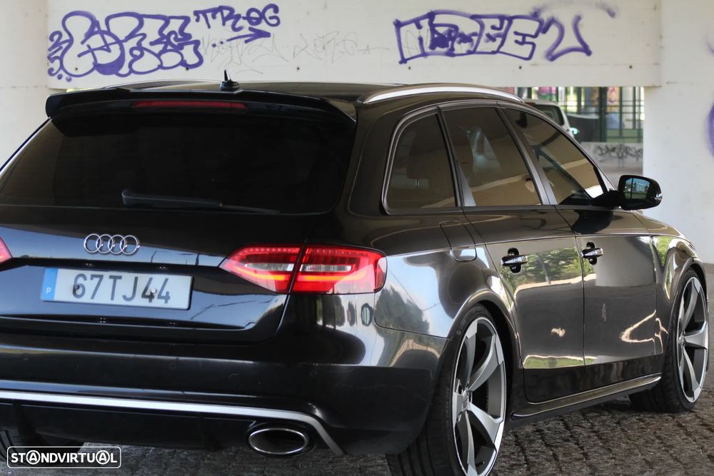 Audi A4 Avant 2.0 TDI DPF S line Sport Pack - 21