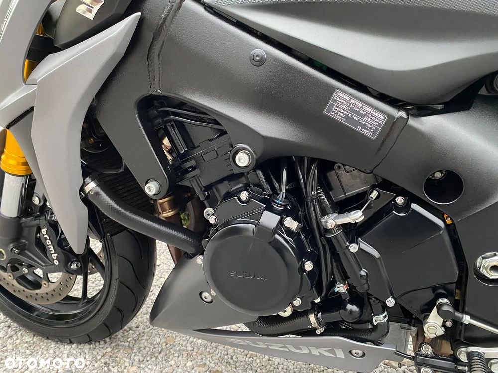 Suzuki GSX - 25