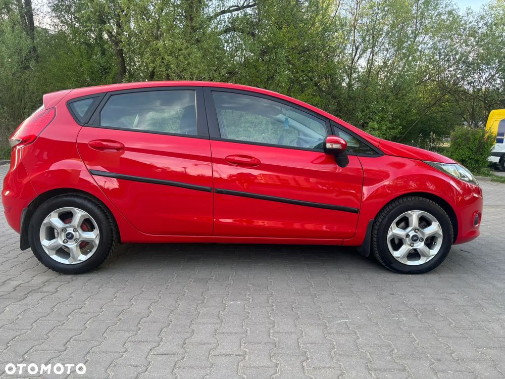 Ford Fiesta 1.4 Trend - 10