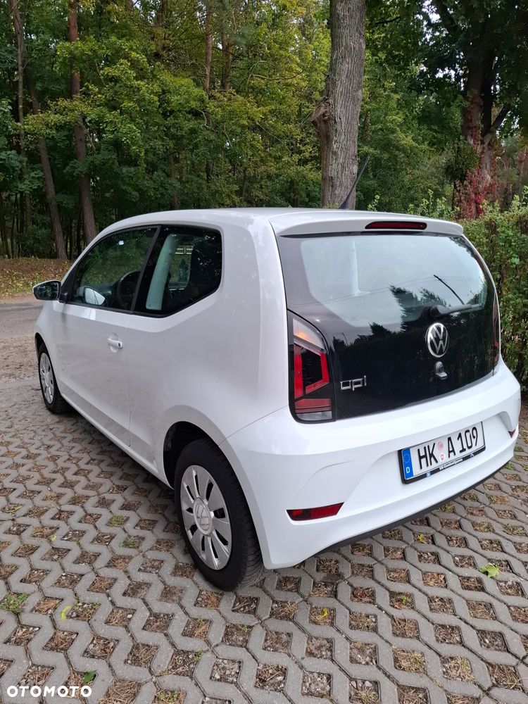 Volkswagen up! 1.0 beats - 5