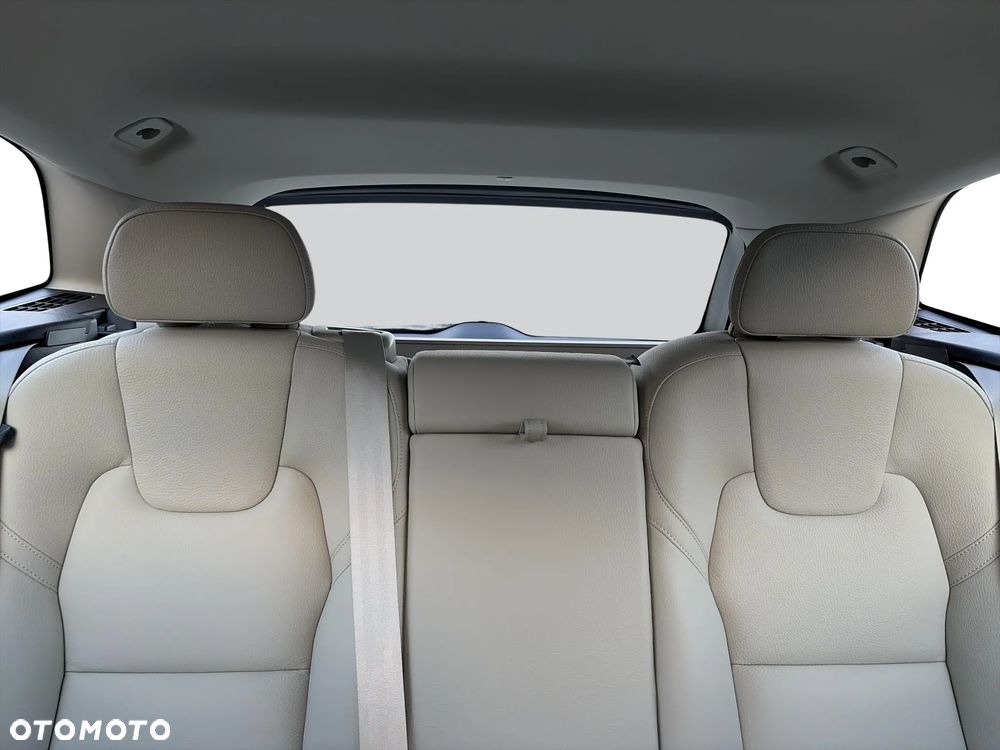 Volvo XC 60 B4 D Plus Bright - 29