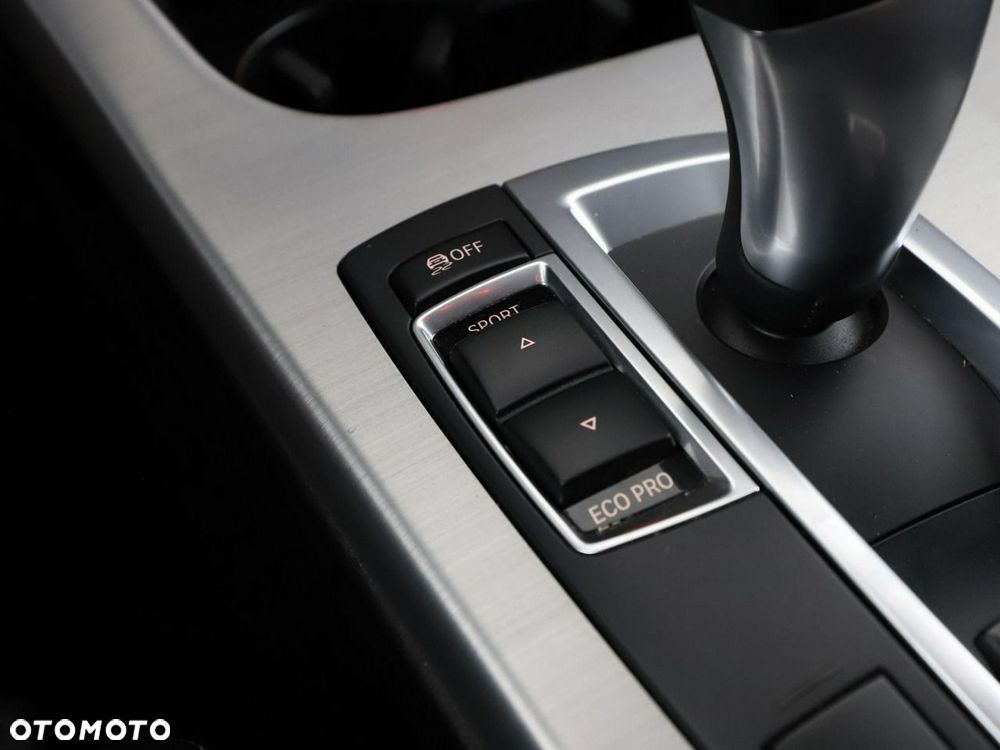 BMW X3 xDrive20d - 29
