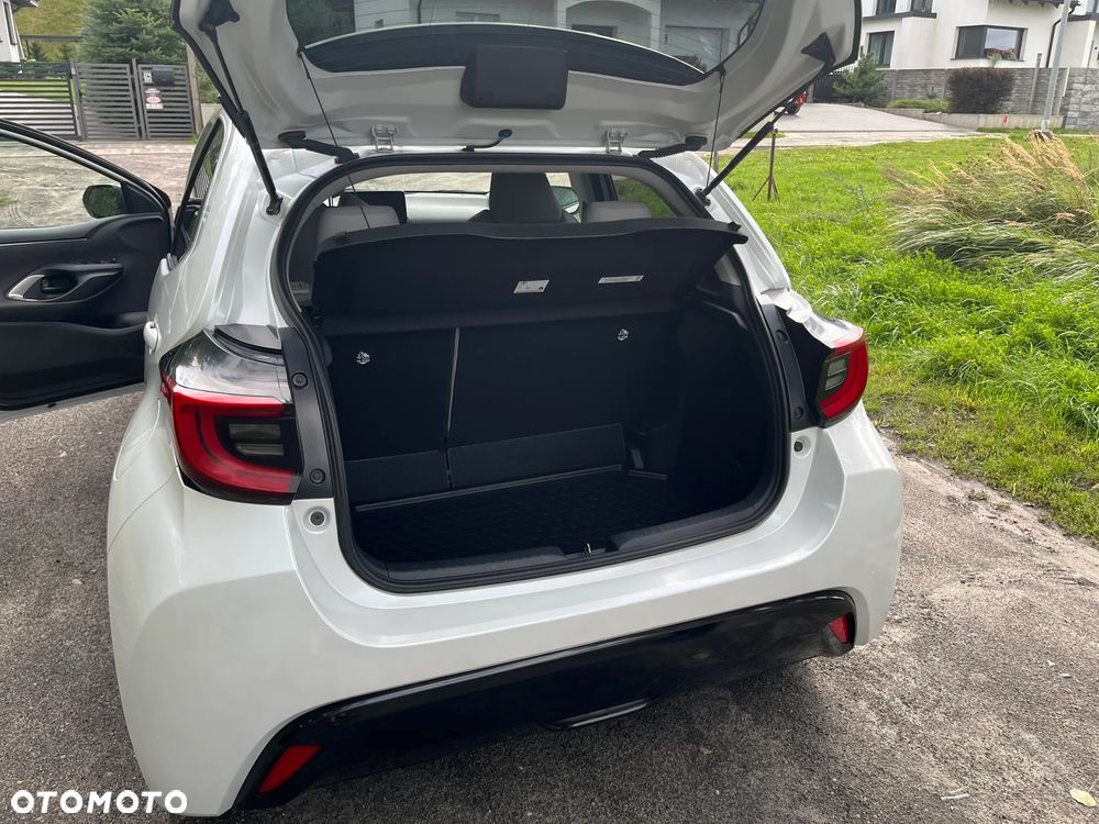 Toyota Yaris - 8