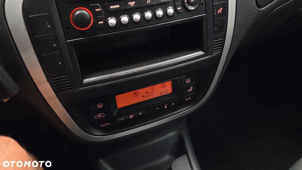 Citroën C3 Pluriel 1.4 - 28