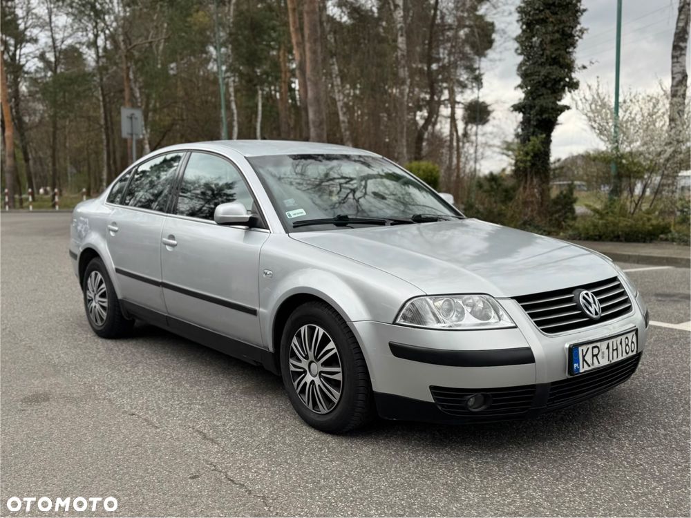 Volkswagen Passat 1.9 TDI Comfortline - 1