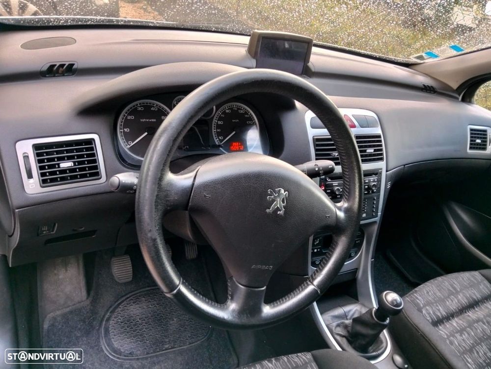 Peugeot 307 1.4 16V Navtech - 4