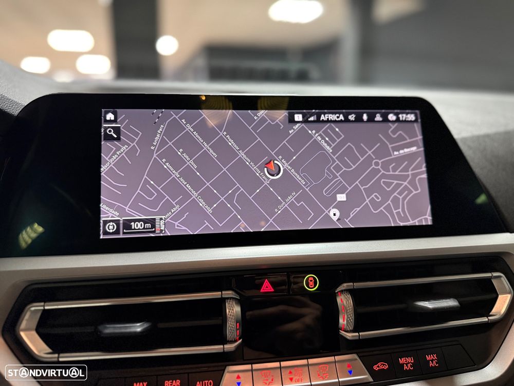 BMW 318 d Line Sport Auto - 26