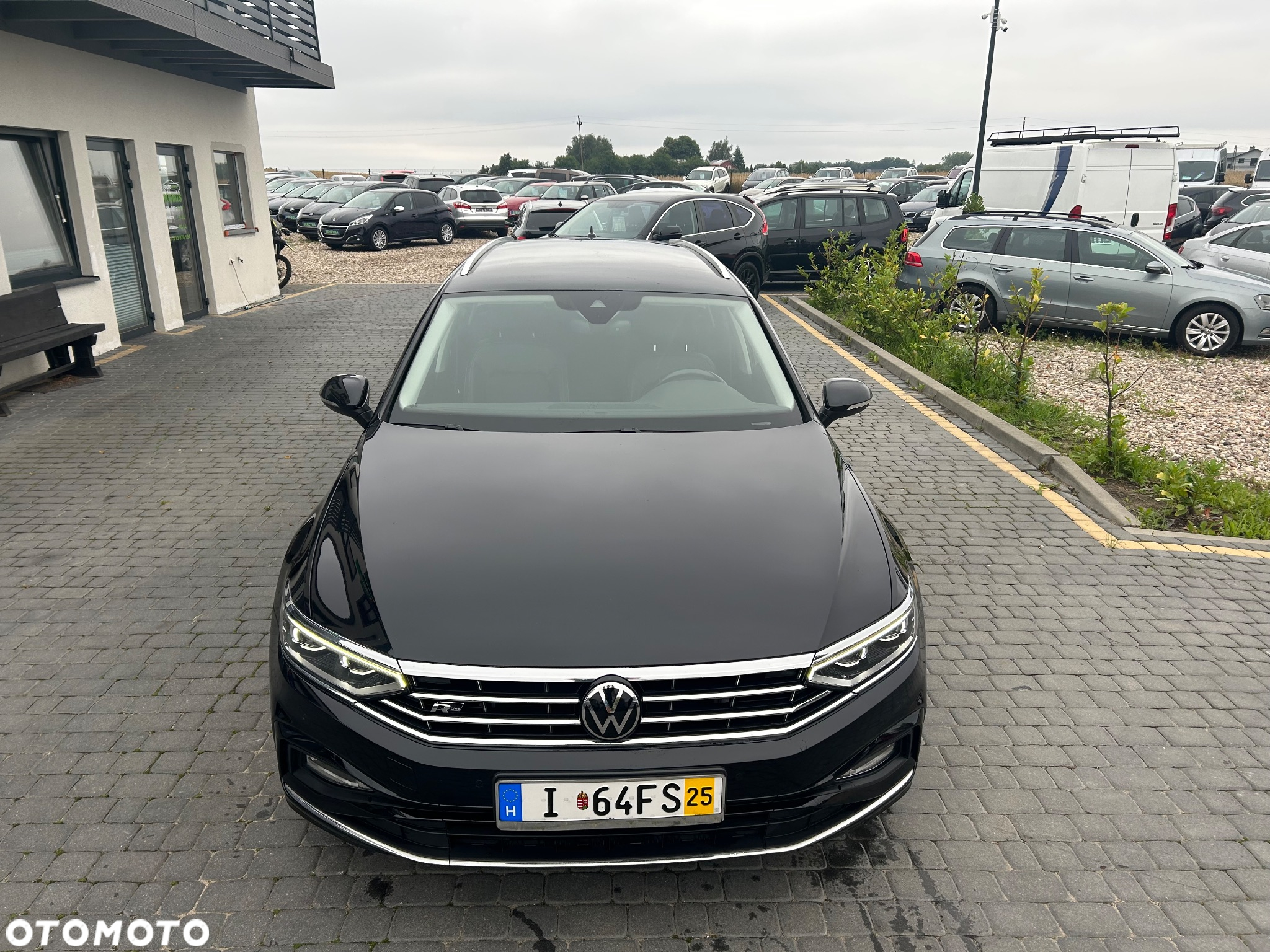 Volkswagen Passat Variant 2.0 TDI (BlueMotion Technology) Trendline - 16