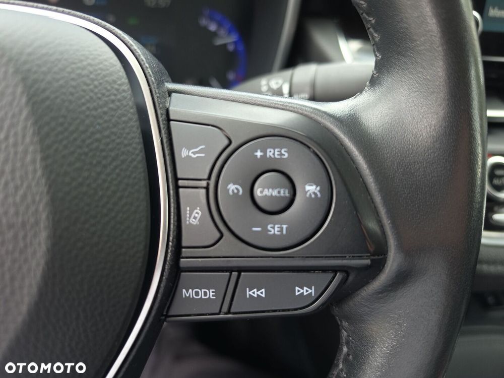 Toyota Corolla 1.8 Hybrid Executive - 27