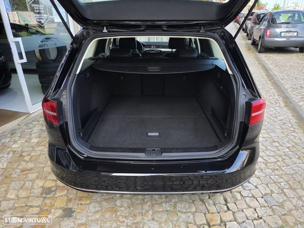 VW Passat Variant 2.0 TDi Highline DSG - 8