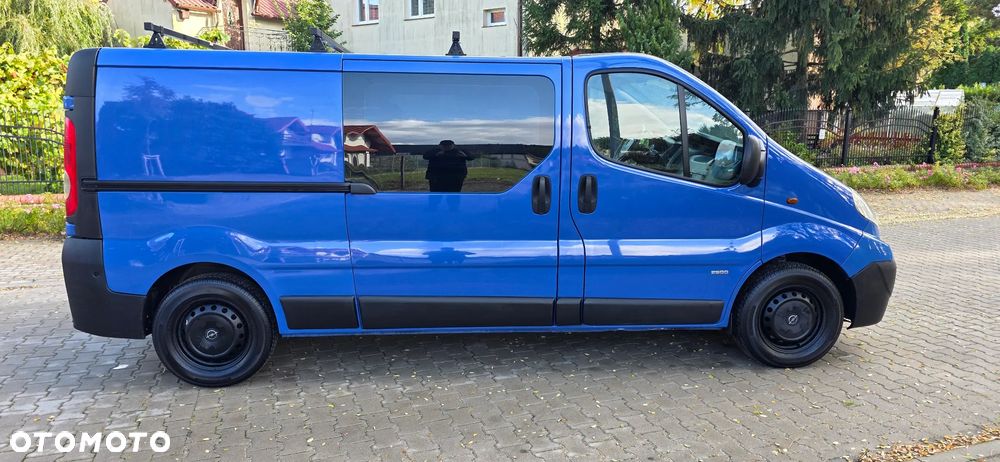 Opel Vivaro - 9