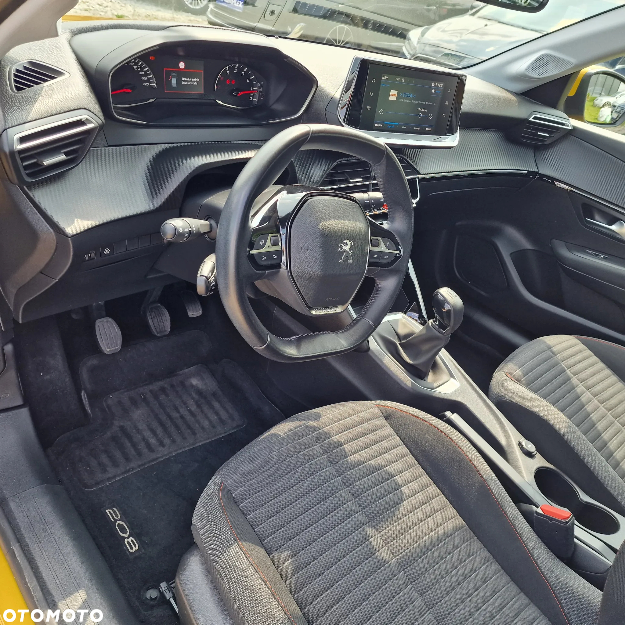 Peugeot 208 1.2 PureTech Allure S&S - 9