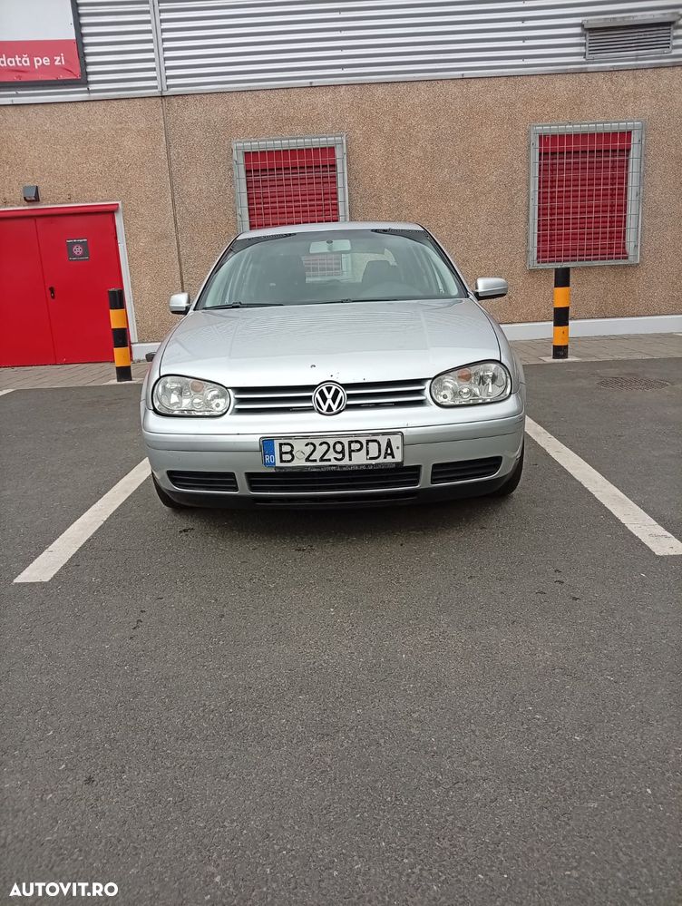 Volkswagen Golf 1.6 Pacific - 1