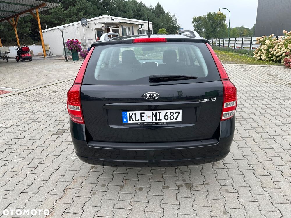 Kia Ceed 1.4 L - 26