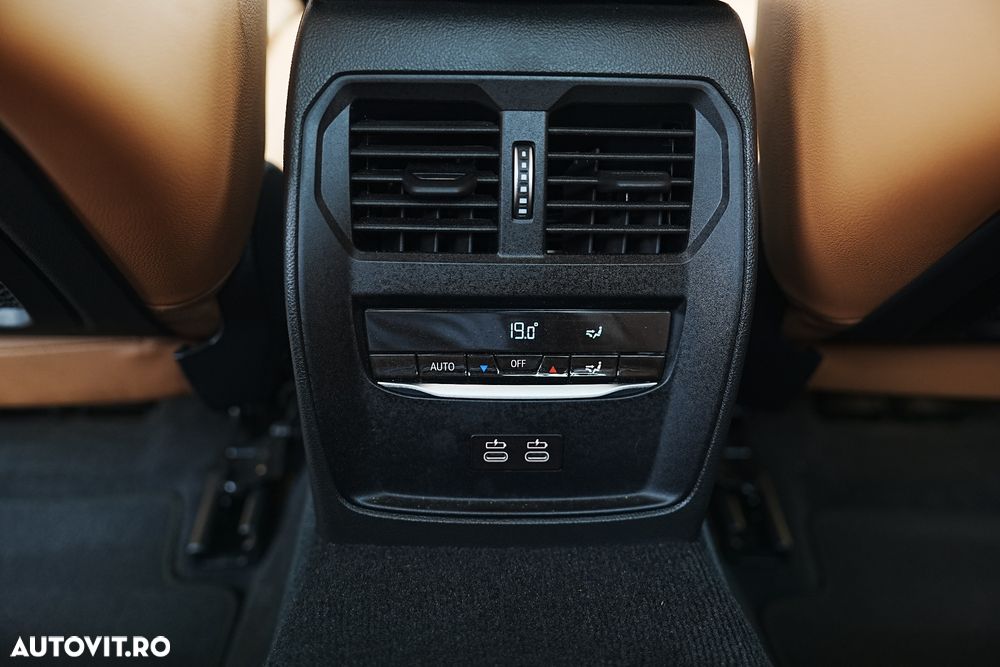 BMW Seria 3 320e Aut. - 29