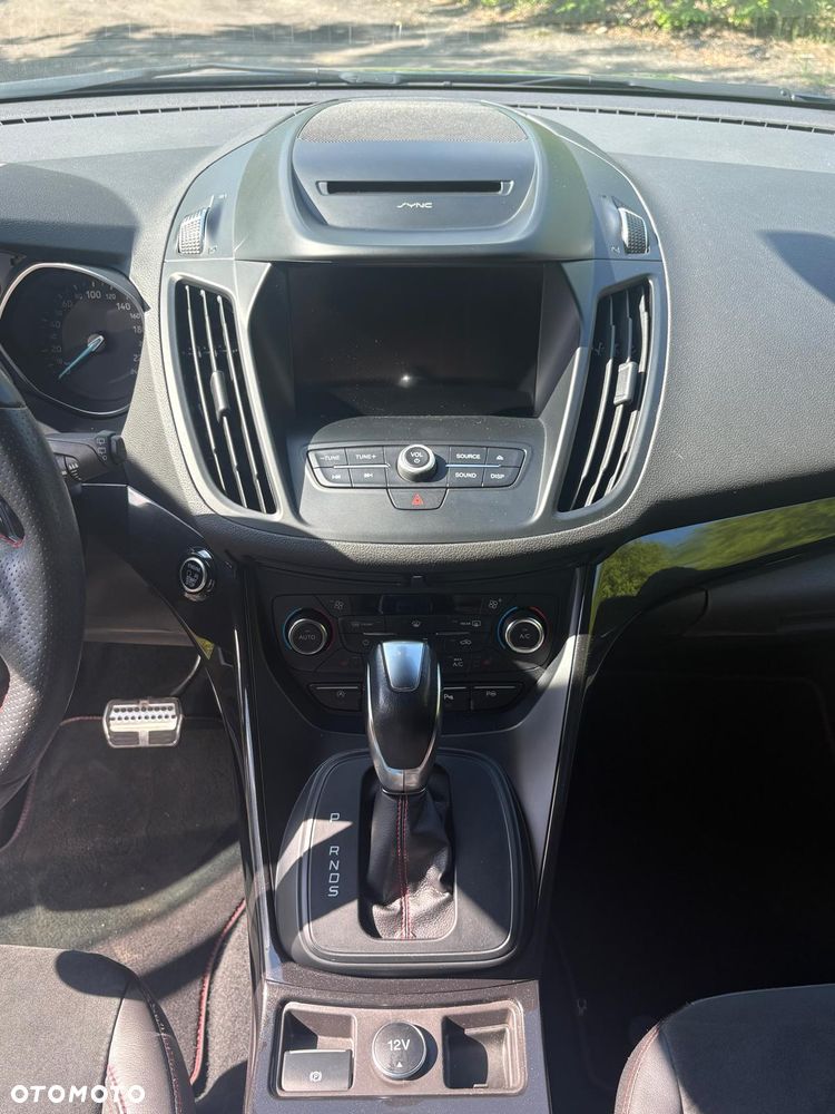 Ford Kuga 2.0 TDCi 4x4 ST-Line - 15