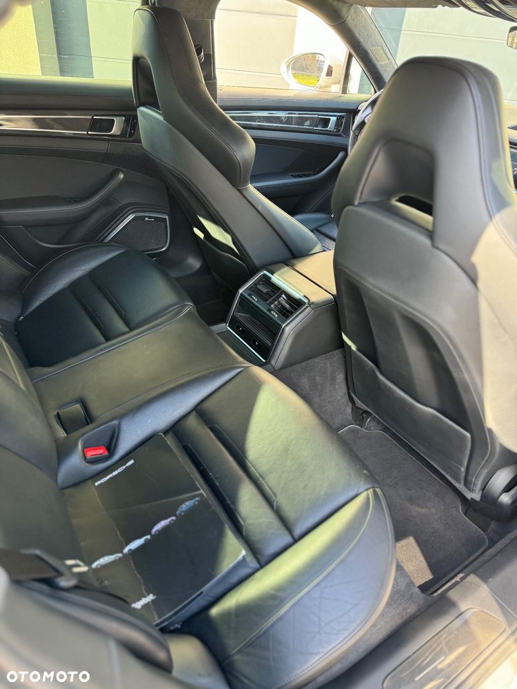 Porsche Panamera Turbo S E-Hybrid GPF Executive - 17
