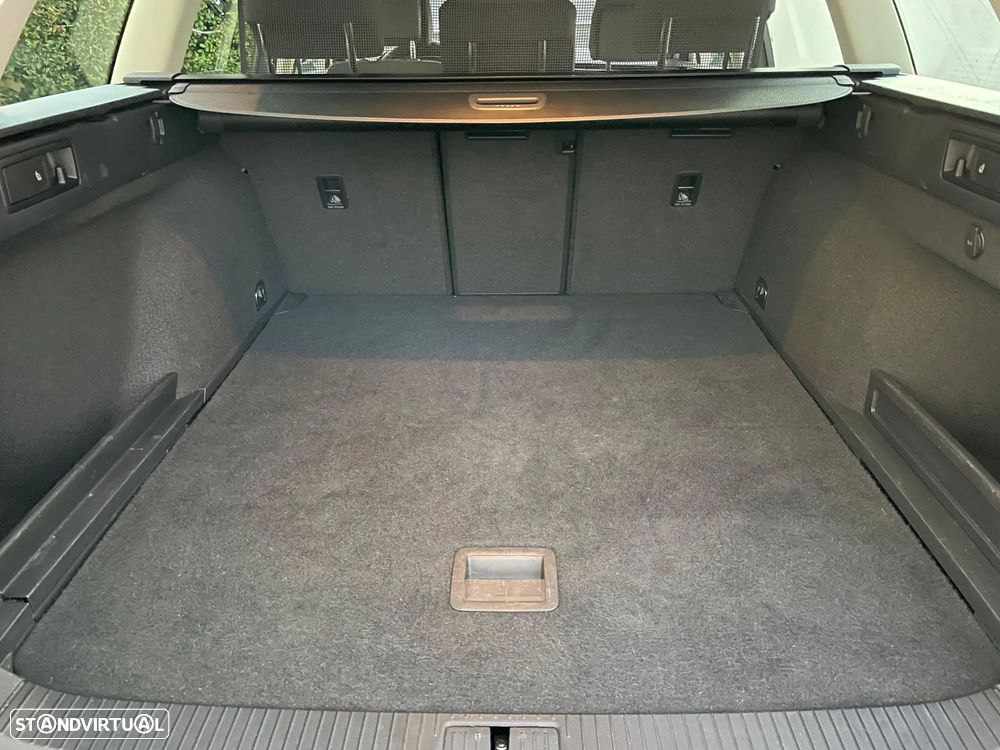 VW Passat Variant 2.0 TDi Business Package DSG - 19