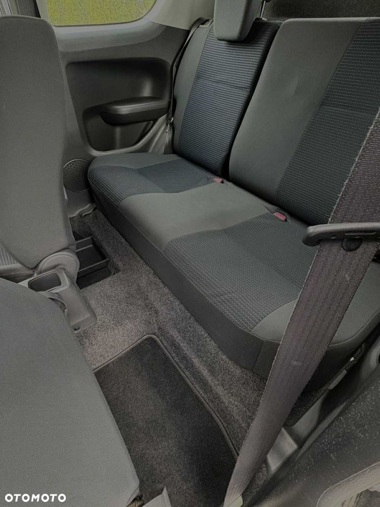 Suzuki Swift 1.3 Classic - 9