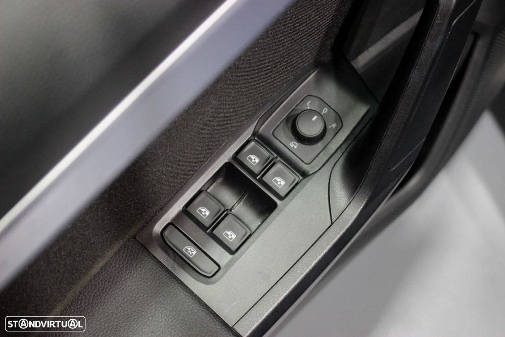 SEAT Ibiza 1.0 TSI FR - 11