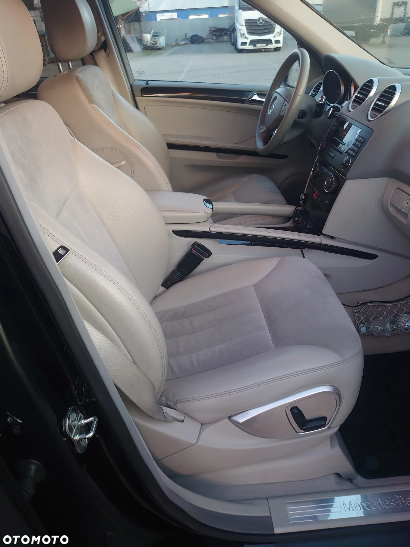 Mercedes-Benz ML 320 CDI 4-Matic - 8