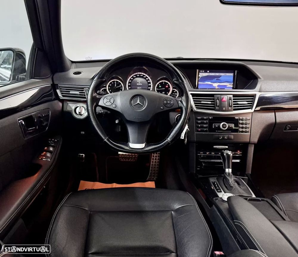 Mercedes-Benz E 250 CDi Avantgarde BlueEfficiency Auto. - 24
