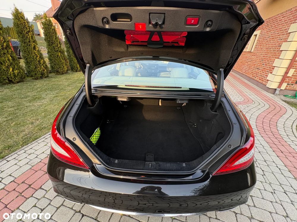 Mercedes-Benz CLS - 8