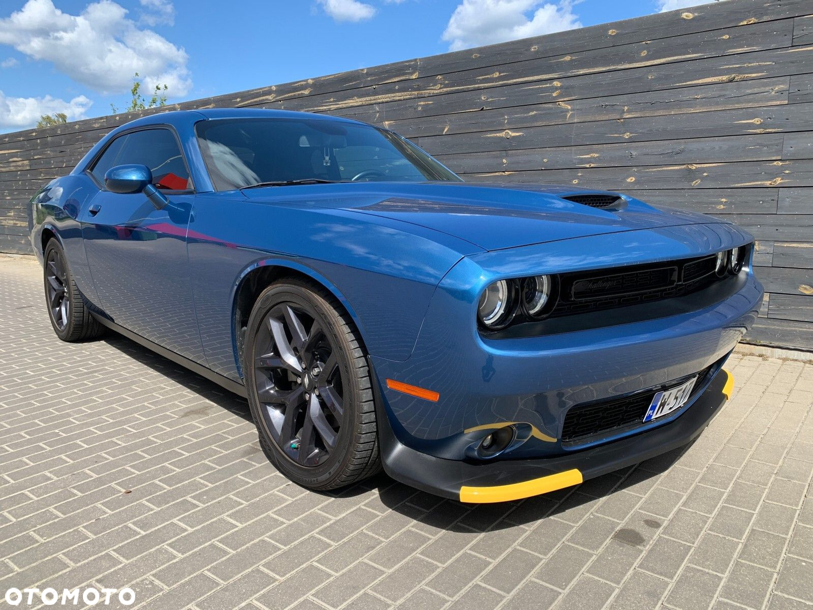 Dodge Challenger - 5