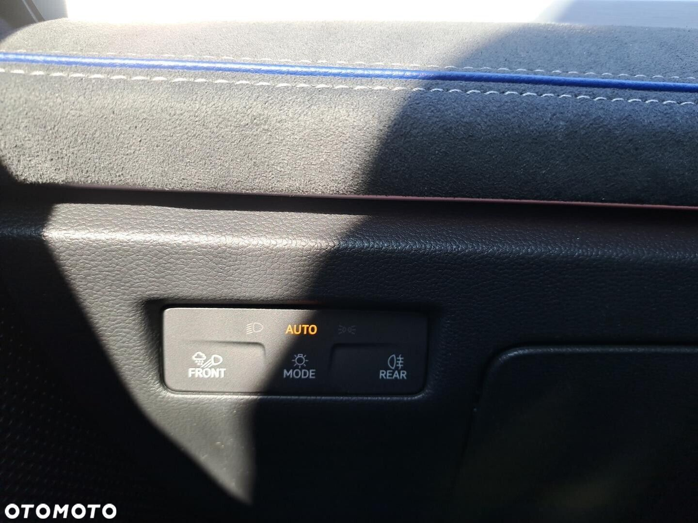 Volkswagen Passat - 26
