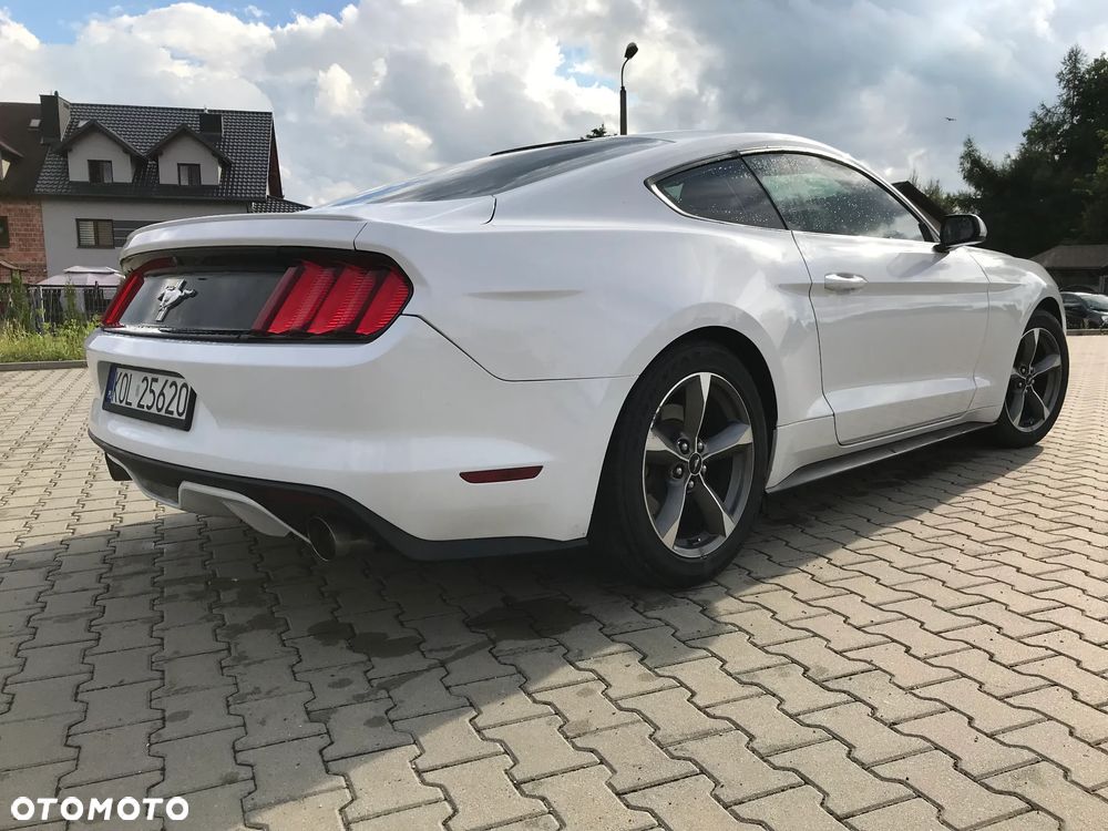 Ford Mustang - 10